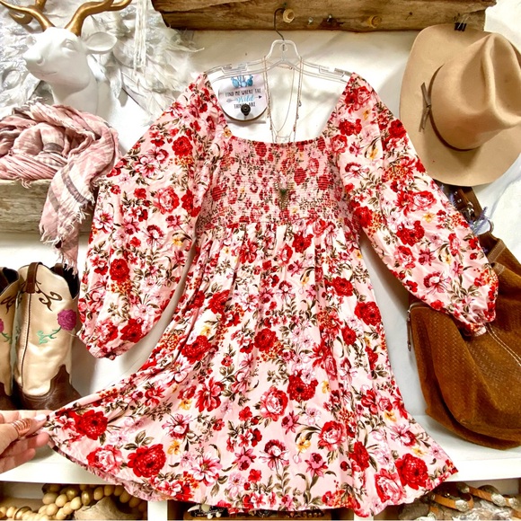 Ballon sleeves prairie floral boho dress w shabby chic country feel - Picture 11 of 11